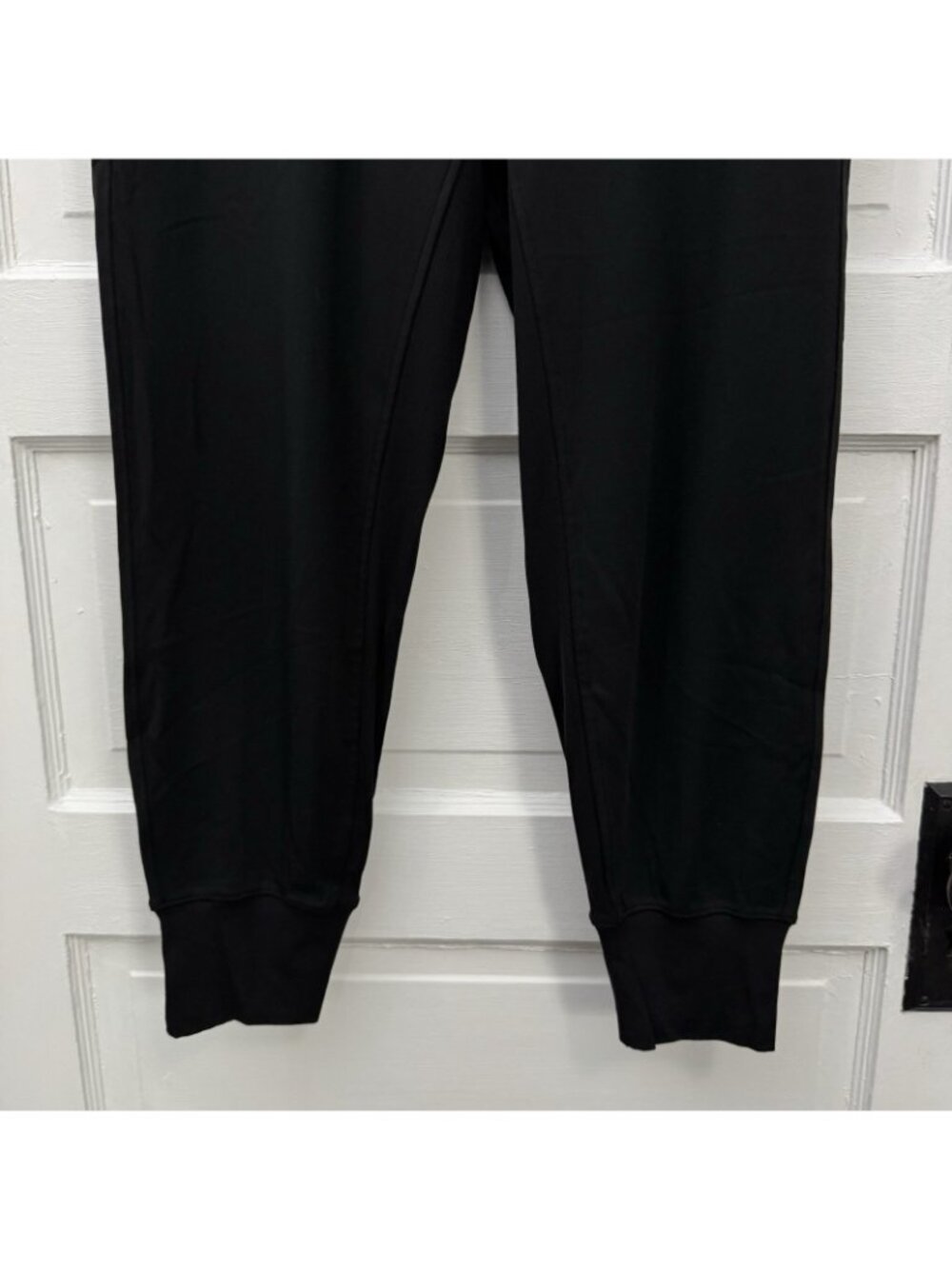 Athleta Venice High Rise Jogger Pants Medium Petite Black Zip Pockets - Picture 4 of 16